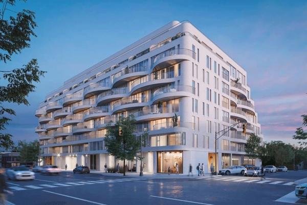 Reina Condos